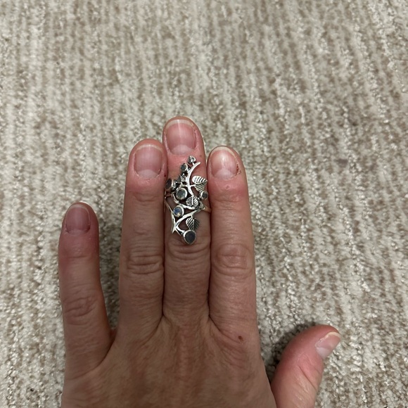 Labradorite Vine Ring - Picture 3 of 5